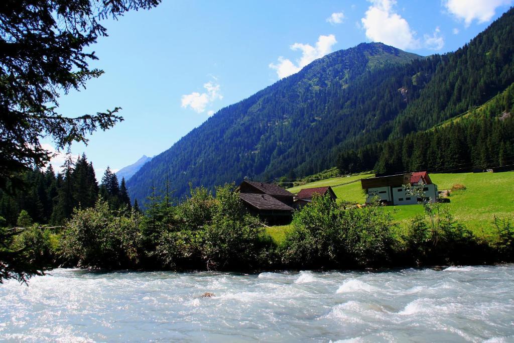 Apart Arve Sankt Leonhard im Pitztal Esterno foto